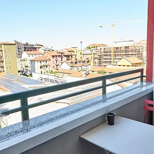 https://luvi-villoresi-28.it-lombardy.com