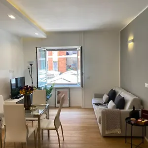 https://gramsci-2-sempione-cozy-apartment.it-lombardy.com